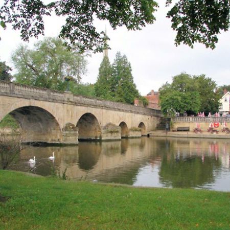 D&E Homestay Wallingford Exterior foto